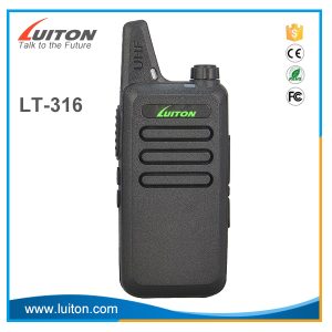 LT-316 UHF 400-470 MHz MINI-handheld 5W Walkie Talkie(black)